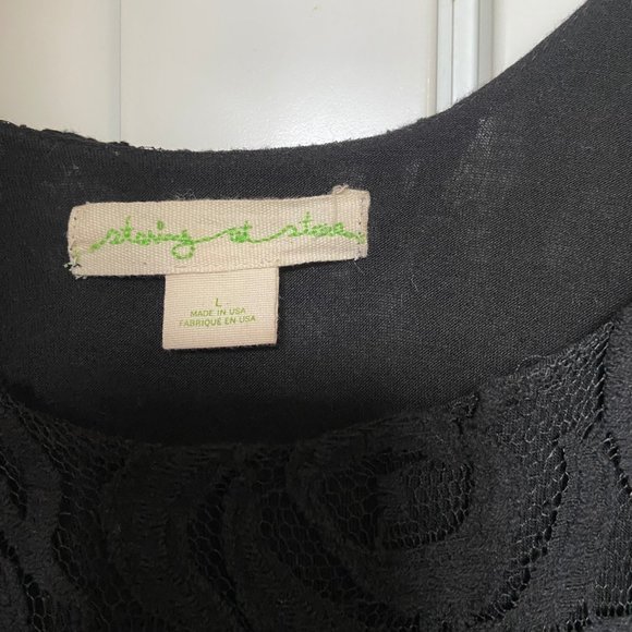 UO Staring at Stars | Black Lace Bell-Sleeved Minidress - Picture 6 of 6